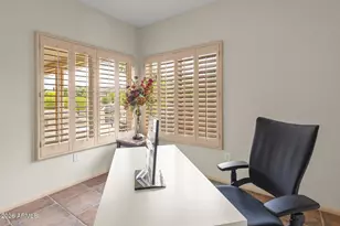 17850 N Navarro Ct, Surprise, AZ 85374 - Photo 18