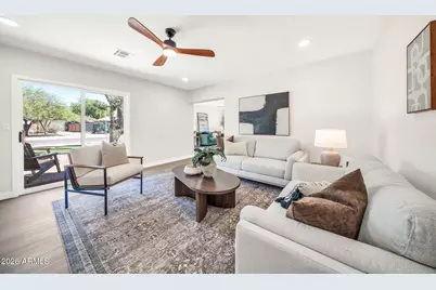 902 W Catalina Drive, Phoenix, AZ 85013 - Photo 16