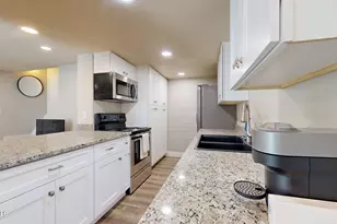 4216 N 81st St, Scottsdale, AZ 85251 - Photo 6