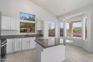 7521 E Oasis Cir, Mesa, AZ 85207 - Photo 18