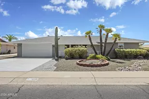 9731 W Brokenstone Dr, Sun City, AZ 85351 - Photo 4