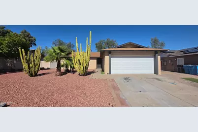 18209 N 7th Drive, Phoenix, AZ 85023 - Photo 1