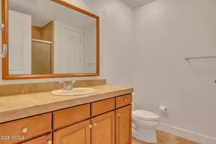 2211 E Camelback Rd, Phoenix, AZ 85016 - Photo 26