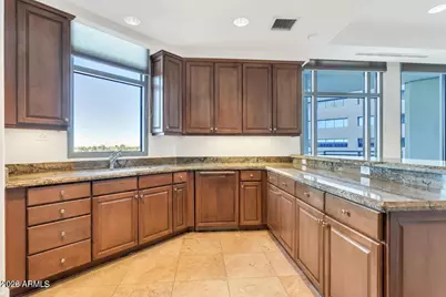 2211 E Camelback Road #409, Phoenix, AZ 85016 - Photo 6