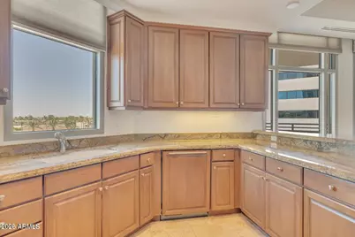 2211 E Camelback Road #409, Phoenix, AZ 85016 - Photo 16