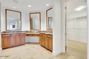 2211 E Camelback Rd, Phoenix, AZ 85016 - Photo 24