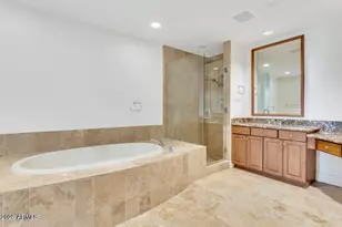 2211 E Camelback Rd, Phoenix, AZ 85016 - Photo 8
