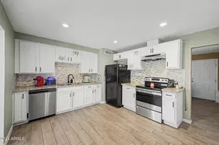 11416 N 112th Dr, Youngtown, AZ 85363 - Photo 6