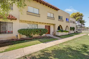 2060 W Hazelwood Pkwy, Phoenix, AZ 85015 - Photo 2