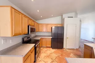 5166 W Bryce Ln, Glendale, AZ 85301 - Photo 12