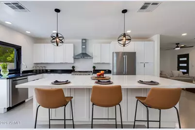 511 E Oregon Avenue, Phoenix, AZ 85012 - Photo 6