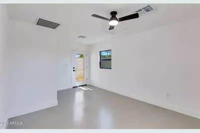 511 E Oregon Avenue, Phoenix, AZ 85012 - Photo 16