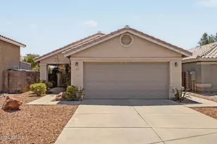 5017 W Wikieup Ln, Glendale, AZ 85308 - Photo 2