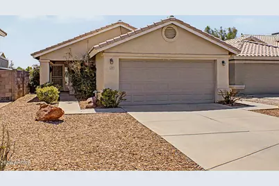 5017 W Wikieup Lane, Glendale, AZ 85308 - Photo 4