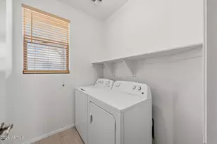 3096 E Ravenswood Dr, Gilbert, AZ 85298 - Photo 34