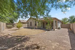 3096 E Ravenswood Dr, Gilbert, AZ 85298 - Photo 4