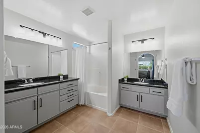 13392 W Redfield Road, Surprise, AZ 85379 - Photo 16