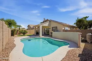 13392 W Redfield Rd, Surprise, AZ 85379 - Photo 28