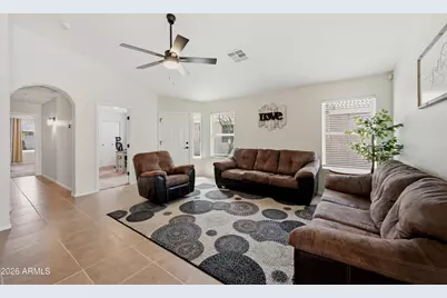 13392 W Redfield Road, Surprise, AZ 85379 - Photo 6