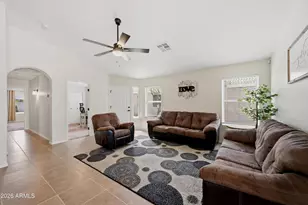 13392 W Redfield Rd, Surprise, AZ 85379 - Photo 6