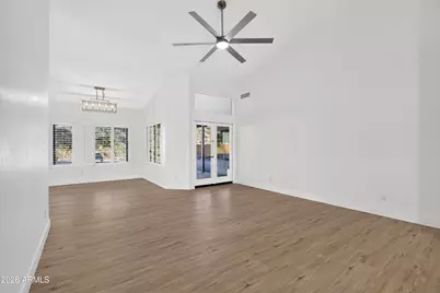 16651 S 18th Way, Phoenix, AZ 85048 - Photo 4