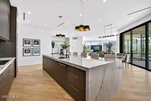 7903 N 54th Pl, Paradise Valley, AZ 85253 - Photo 10