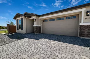 8015 W Eaton Rd, Phoenix, AZ 85035 - Photo 1