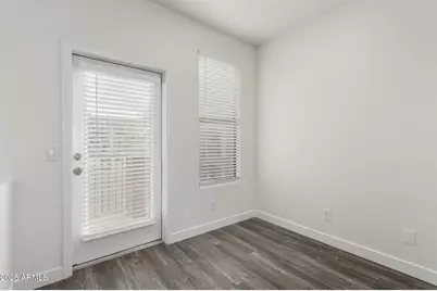 111 W Beth Drive, Phoenix, AZ 85041 - Photo 6