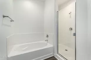 111 W Beth Dr, Phoenix, AZ 85041 - Photo 10