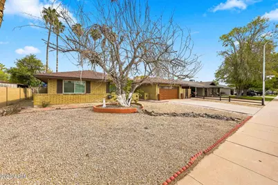 4002 W Augusta Avenue, Phoenix, AZ 85051 - Photo 4