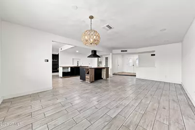 4002 W Augusta Avenue, Phoenix, AZ 85051 - Photo 10