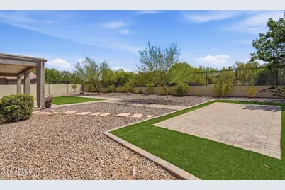 2421 W Kit Carson Court, Phoenix, AZ 85086 - Photo 48