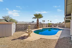 10819 W Frier Dr, Glendale, AZ 85307 - Photo 16