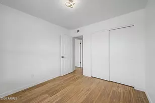 10819 W Frier Dr, Glendale, AZ 85307 - Photo 10