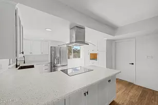 10819 W Frier Dr, Glendale, AZ 85307 - Photo 6