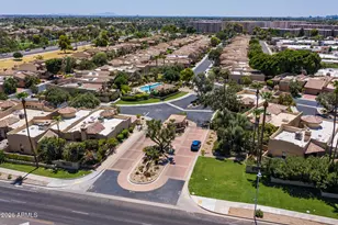 7955 E Chaparral Rd, Scottsdale, AZ 85250 - Photo 36
