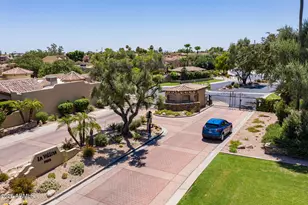 7955 E Chaparral Rd, Scottsdale, AZ 85250 - Photo 28