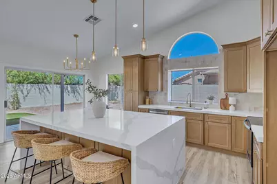 5538 W Fallen Leaf Lane, Glendale, AZ 85310 - Photo 12