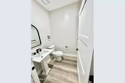 2537 E Southgate Avenue, Phoenix, AZ 85040 - Photo 6