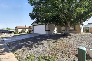 1887 Territorial Dr, Sierra Vista, AZ 85635 - Photo 2