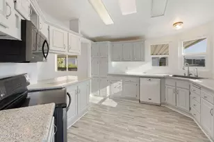2400 E Baseline Ave, Apache Junction, AZ 85119 - Photo 14