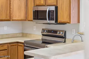 15957 W Larkspur Dr, Goodyear, AZ 85338 - Photo 8