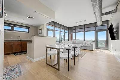 310 S 4th Street #1401, Phoenix, AZ 85004 - Photo 6