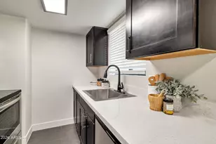 1827 E Lemon St, Tempe, AZ 85281 - Photo 8