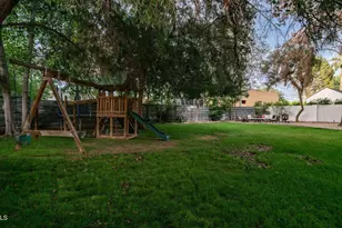 3244 E Weldon Ave, Phoenix, AZ 85018 - Photo 22