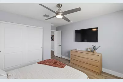 9336 W Georgia Avenue, Glendale, AZ 85305 - Photo 32
