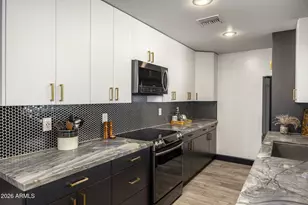 2851 E Turquoise Dr, Phoenix, AZ 85028 - Photo 12