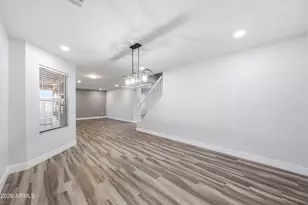 10617 W Daley Ln, Peoria, AZ 85383 - Photo 8