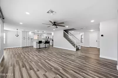 10617 W Daley Lane, Peoria, AZ 85383 - Photo 6