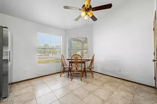 560 S 37th St, Mesa, AZ 85206 - Photo 8